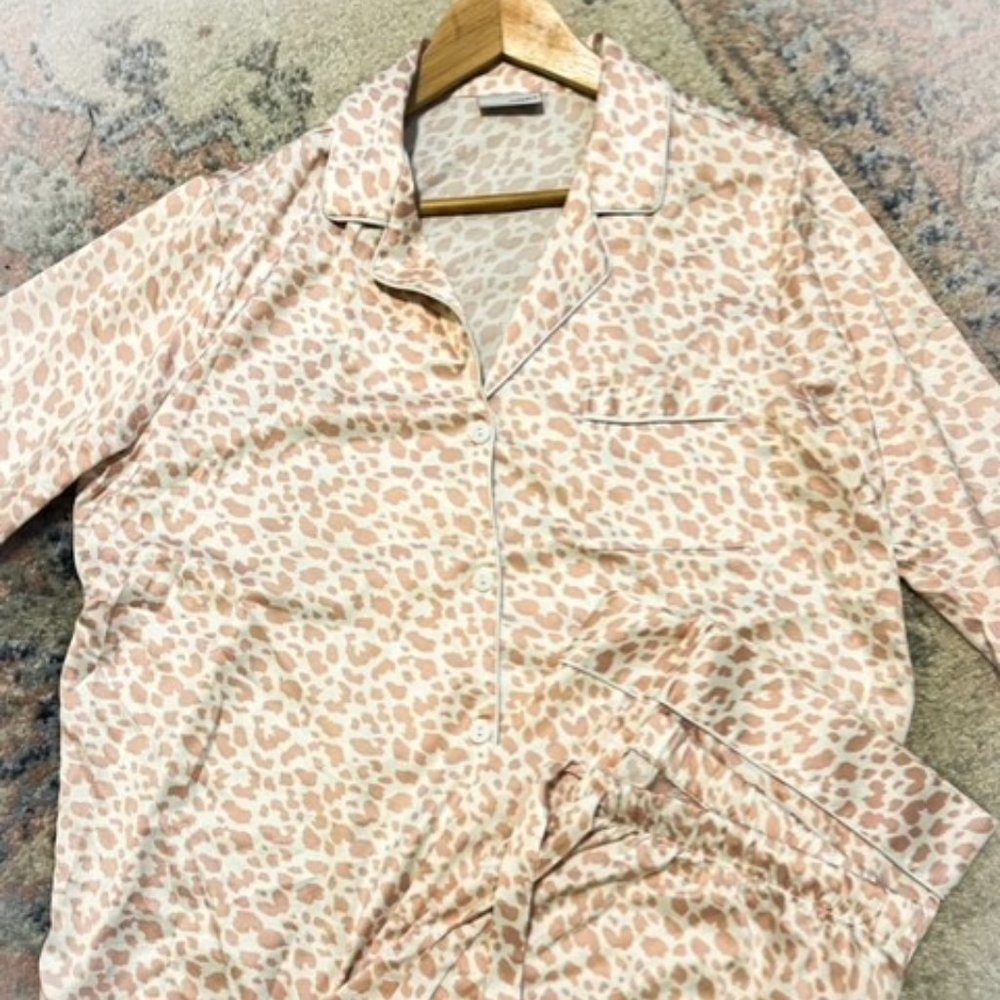 Women's Satin Pink & White Cheetah Print Pajama Set